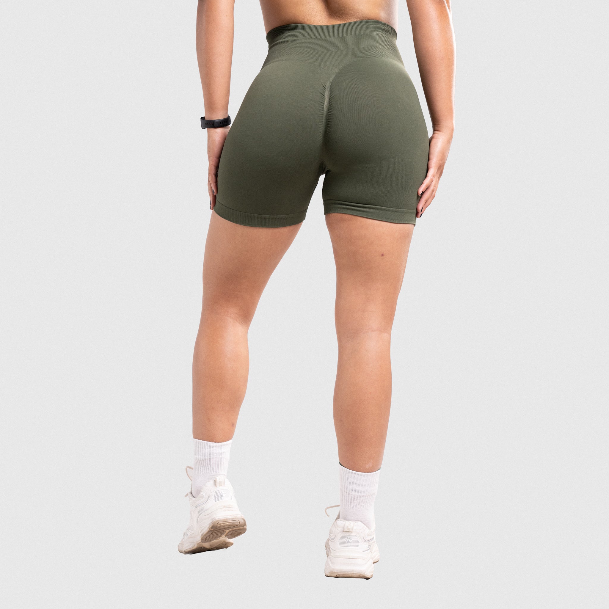 SEAMLESS BOOTY SHORT